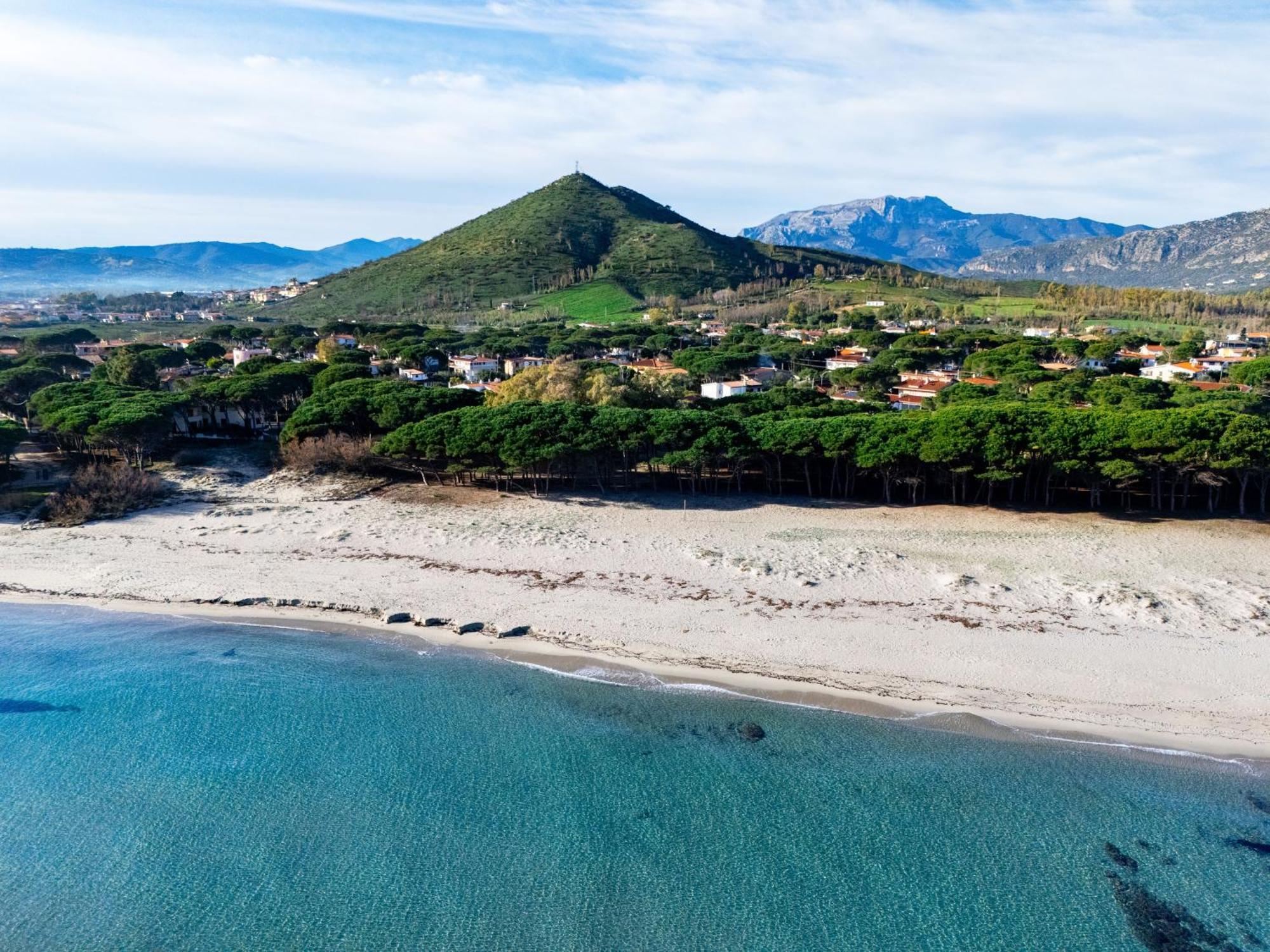 Corona'S Apartment- Fronte Spiaggia Ла-Калетта Экстерьер фото